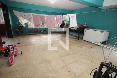 Casa à venda com 438m², 3 quartos e 3 vagasSalão de Festas