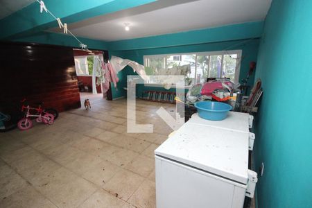 Casa à venda com 438m², 3 quartos e 3 vagasSalão de Festas