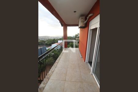 Casa à venda com 438m², 3 quartos e 3 vagasSacada da Suíte 3