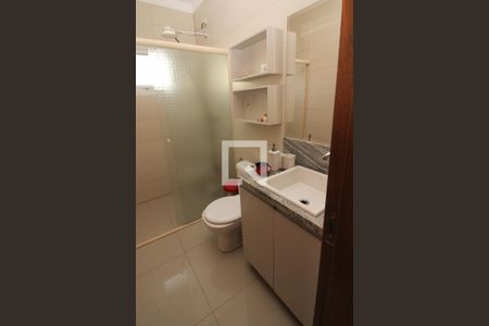 Casa à venda com 438m², 3 quartos e 3 vagasBanheiro da Suíte 3