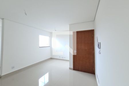 Sala de casa de condomínio à venda com 2 quartos, 41m² em Vila Antonieta, São Paulo