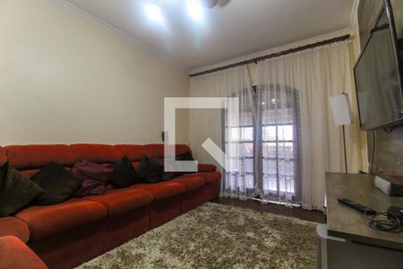 Casa à venda com 150m², 2 quartos e 2 vagas Casa à venda com 150m², 2 quartos e 2 vagasSala/Suíte