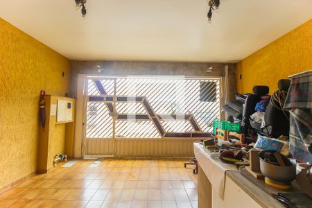 Casa à venda com 150m², 2 quartos e 2 vagas Casa à venda com 150m², 2 quartos e 2 vagasGaragem