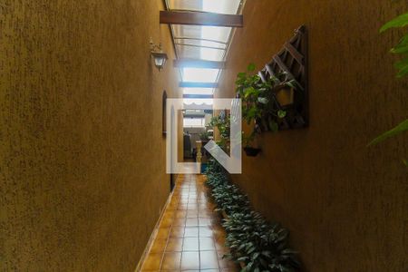 Casa à venda com 150m², 2 quartos e 2 vagas Casa à venda com 150m², 2 quartos e 2 vagasCorredor Externo