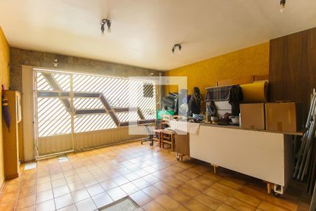 Casa à venda com 150m², 2 quartos e 2 vagas Casa à venda com 150m², 2 quartos e 2 vagasGaragem