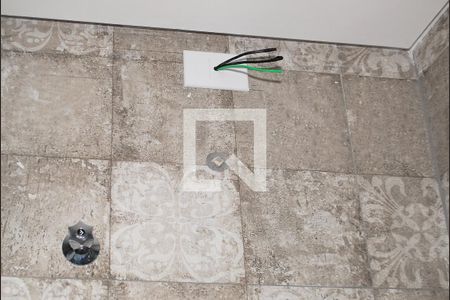 Apartamento à venda com 46m², 2 quartos e 1 vaga Apartamento à venda com 46m², 2 quartos e 1 vagaBanheiro