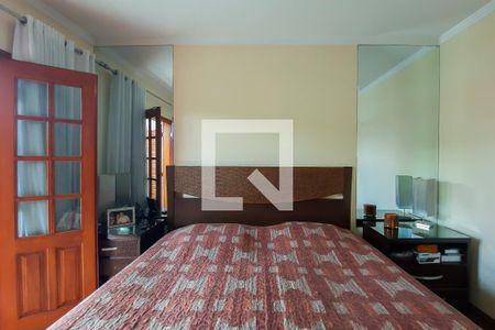 Casa à venda com 256m², 3 quartos e 4 vagasSuíte 3