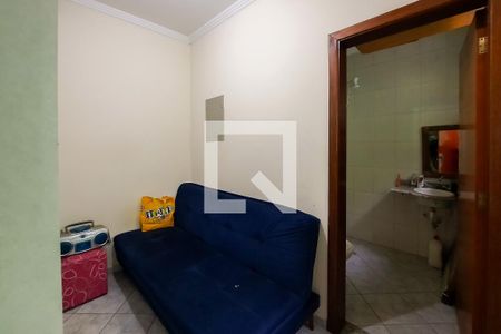 Casa à venda com 256m², 3 quartos e 4 vagasQuarto de Serviço