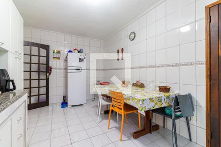 Casa para alugar com 300m², 3 quartos e 10 vagas Casa para alugar com 300m², 3 quartos e 10 vagasCozinha