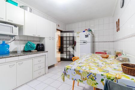 Casa para alugar com 300m², 3 quartos e 10 vagas Casa para alugar com 300m², 3 quartos e 10 vagasCozinha