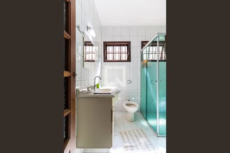 Casa para alugar com 300m², 3 quartos e 10 vagas Casa para alugar com 300m², 3 quartos e 10 vagasBanheiro da Suíte