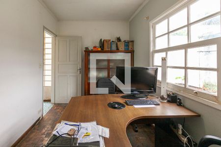 Casa à venda com 360m², 3 quartos e 4 vagasEscritório