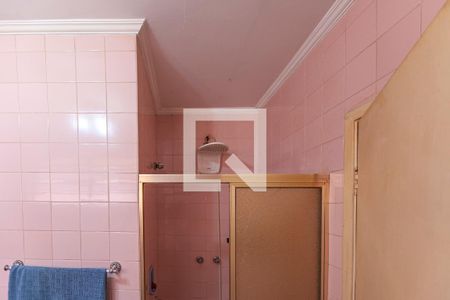 Casa à venda com 360m², 3 quartos e 4 vagasBanheiro do Quarto 1