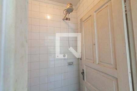Casa à venda com 360m², 3 quartos e 4 vagasBanheiro de serviço