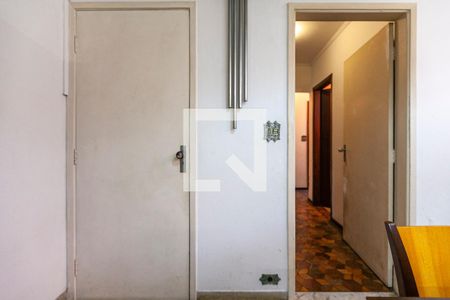 Casa à venda com 360m², 3 quartos e 4 vagasCozinha - Armários
