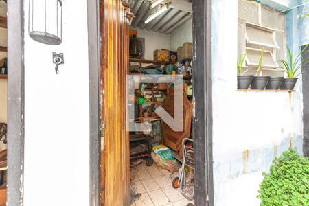 Casa à venda com 360m², 3 quartos e 4 vagasQuarto quintal