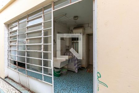 Casa à venda com 360m², 3 quartos e 4 vagasÁrea de Serviço