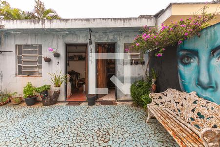 Casa à venda com 360m², 3 quartos e 4 vagasQuintal