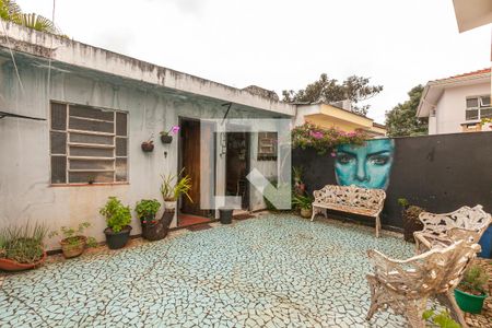 Casa à venda com 360m², 3 quartos e 4 vagasQuintal