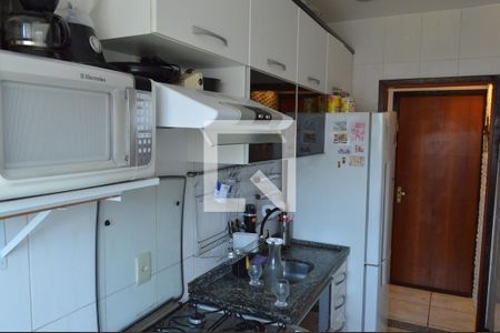 Apartamento à venda com 62m², 2 quartos e 1 vagaCozinha