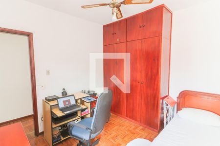Casa à venda com 200m², 3 quartos e 2 vagasQuarto 2