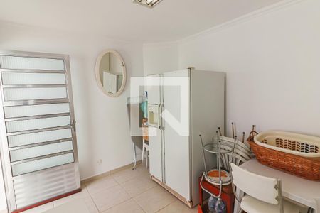 Casa à venda com 200m², 3 quartos e 2 vagasQuarto Serviço