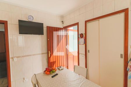 Casa à venda com 200m², 3 quartos e 2 vagasCozinha