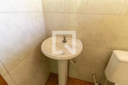 Casa à venda com 267m², 2 quartos e 2 vagasBanheiro de Serviço