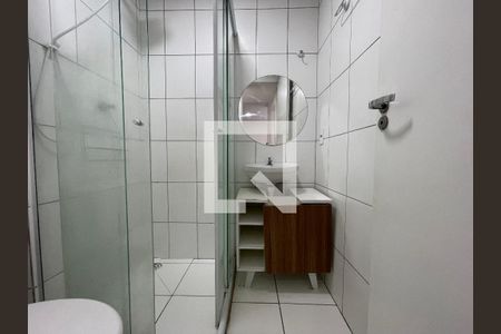Banheiro de apartamento à venda com 2 quartos, 39m² em Vila Butantã, São Paulo