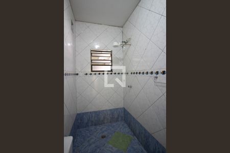 Casa à venda com 80m², 2 quartos e 1 vaga Casa à venda com 80m², 2 quartos e 1 vagaBanheiro