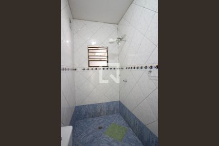 Casa à venda com 80m², 2 quartos e 1 vaga Casa à venda com 80m², 2 quartos e 1 vagaBanheiro