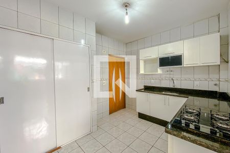 Apartamento para alugar com 110m², 2 quartos e 1 vaga Apartamento para alugar com 110m², 2 quartos e 1 vagaCozinha