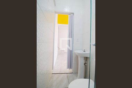 Banheiro  de casa para alugar com 1 quarto, 45m² em Jardim Ana Maria, São Paulo
