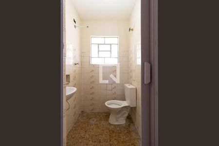 Banheiro de casa de condomínio para alugar com 1 quarto, 72m² em Vila Maria Alta, São Paulo