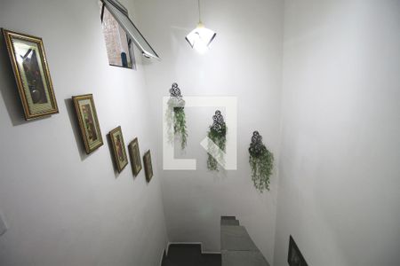 Casa de condomínio à venda com 52m², 2 quartos e 1 vagaCorredor / Escada