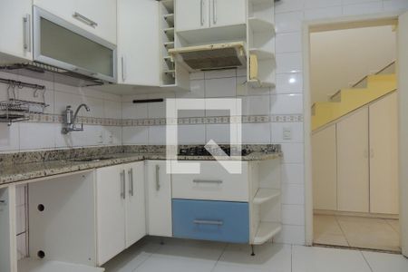 Casa à venda com 103m², 3 quartos e 1 vagaCozinha - Armários