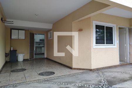 Casa à venda com 103m², 3 quartos e 1 vagaFachada