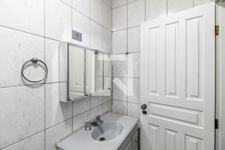 Casa para alugar com 232m², 4 quartos e 2 vagasBanheiro Suíte 1