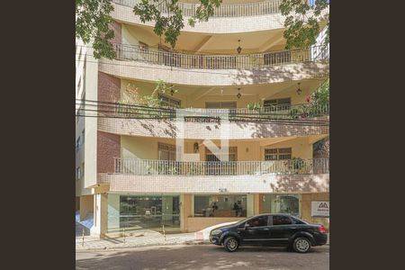 Apartamento à venda com 180m², 4 quartos e 2 vagasFachada 