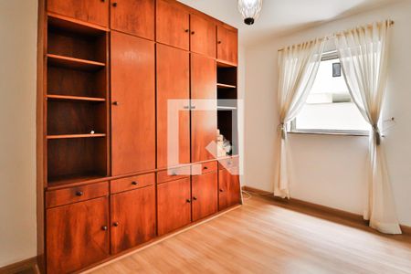 Apartamento à venda com 180m², 4 quartos e 2 vagasQuarto 4 Suíte 