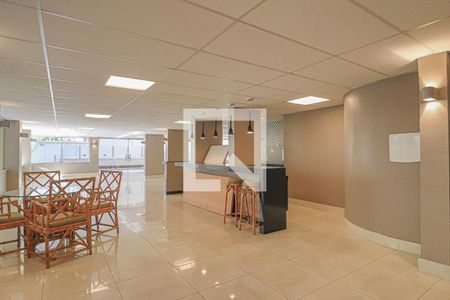 Apartamento à venda com 180m², 4 quartos e 2 vagasÁrea comum - Salão de festas