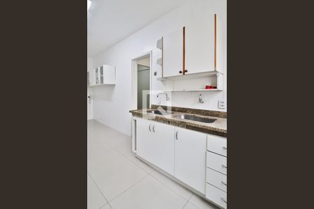 Apartamento à venda com 180m², 4 quartos e 2 vagasCozinha