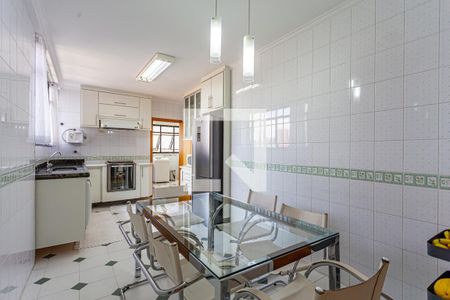 Apartamento à venda com 178m², 4 quartos e 3 vagas Apartamento à venda com 178m², 4 quartos e 3 vagasCozinha