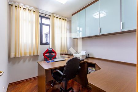 Apartamento à venda com 178m², 4 quartos e 3 vagas Apartamento à venda com 178m², 4 quartos e 3 vagasQuarto 2