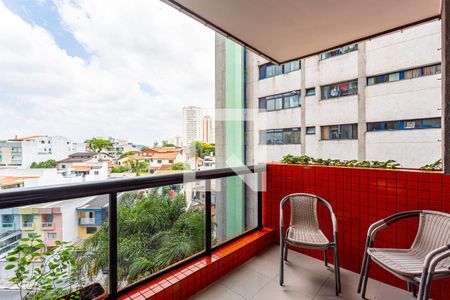 Apartamento à venda com 178m², 4 quartos e 3 vagas Apartamento à venda com 178m², 4 quartos e 3 vagasVaranda da Sala