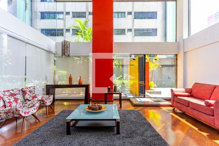 Apartamento à venda com 178m², 4 quartos e 3 vagas Apartamento à venda com 178m², 4 quartos e 3 vagasÁrea comum - Hall Social