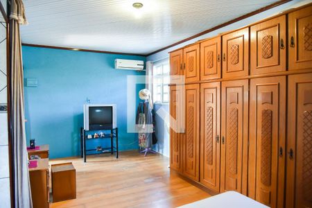 Casa à venda com 206m², 3 quartos e 1 vaga Casa à venda com 206m², 3 quartos e 1 vagaSuíte