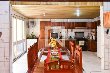 Casa à venda com 206m², 3 quartos e 1 vaga Casa à venda com 206m², 3 quartos e 1 vagaCozinha