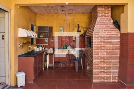 Casa à venda com 206m², 3 quartos e 1 vaga Casa à venda com 206m², 3 quartos e 1 vagaChurrasqueira