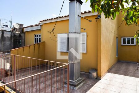 Casa à venda com 206m², 3 quartos e 1 vaga Casa à venda com 206m², 3 quartos e 1 vagaTerraço